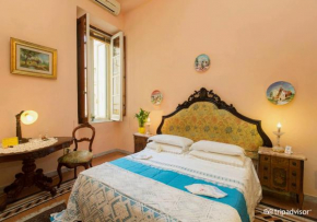 Отель B&B Atmosfere Del Centro Storico  Неаполь